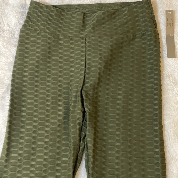 NWT Olive Green‎ New Mix Leggings - Picture 2 of 7